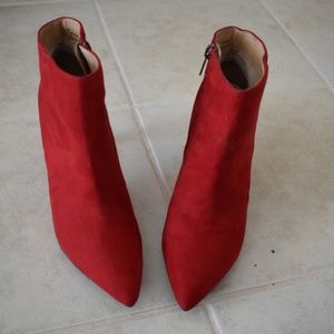 Red heeled boots sz 9